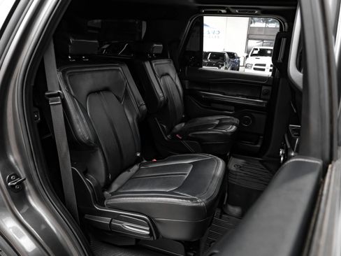 Used 2019 Ford Expedition Limited w/ Cargo Package image 45