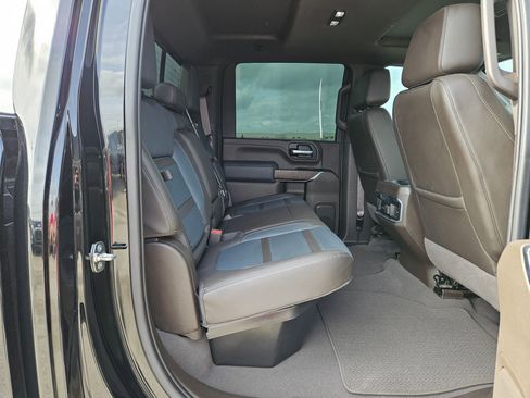 Used 2023 GMC Sierra 2500 Denali w/ Denali Ultimate Package image 25