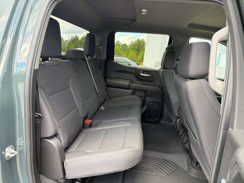 Used 2026 Chevrolet Silverado 1500 Custom Trail Boss AWD/4WD image 14