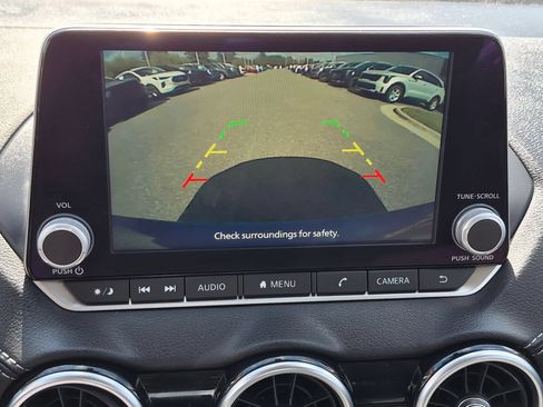 Used 2025 Nissan Sentra SV FWD image 22