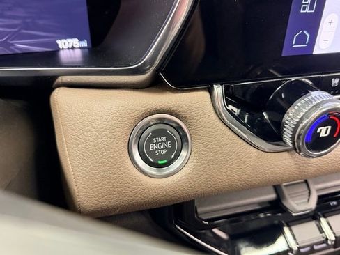 Certified 2026 GMC Canyon Denali image 17