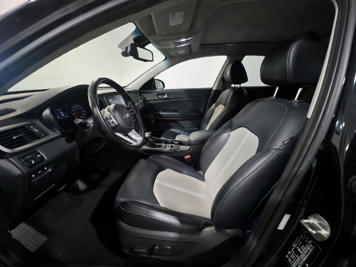 Used 2019 Kia Optima EX w/ EX Premium Package FWD image 16