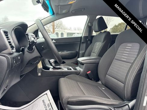 Used 2018 Kia Sportage LX AWD/4WD image 12
