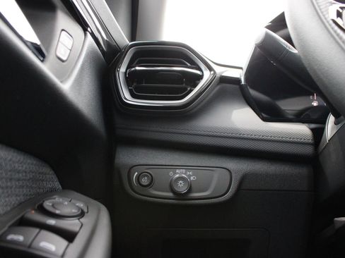 New 2026 Chevrolet TrailBlazer LT w/ Driver Confidence Package FWD image 22