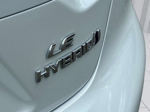 Used 2024 Toyota Corolla LE FWD image 17