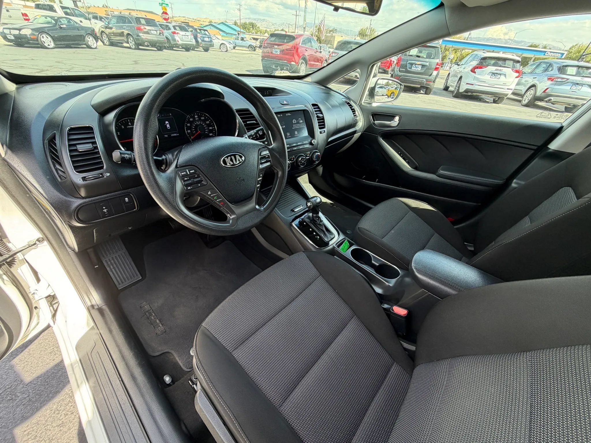 Used 2017 Kia Forte LX w/ LX Popular Plus Package FWD image 11