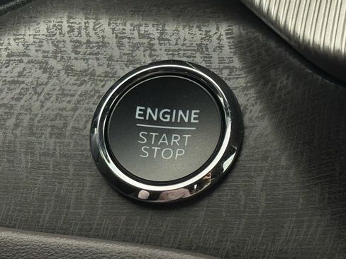 Used 2025 Ford Explorer Platinum w/ Ultimate Package image 28