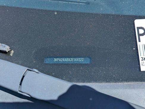 Used 2018 Kia Rio S image 6