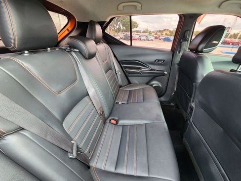 Used 2020 Nissan Kicks SR w/ SR Premium Package FWD image 12