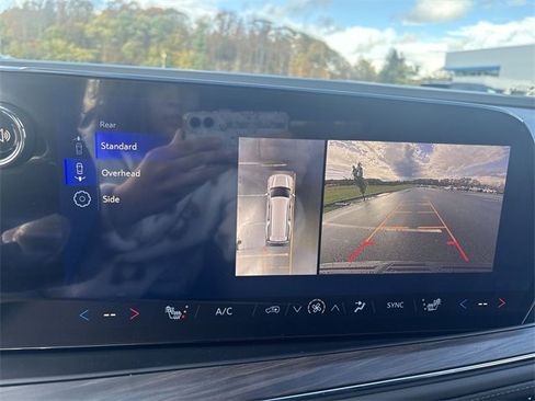 New 2026 Chevrolet Suburban LT w/ Comfort Package image 15