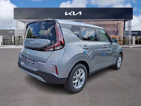 New 2025 Kia Soul LX w/ LX Technology Package image 4