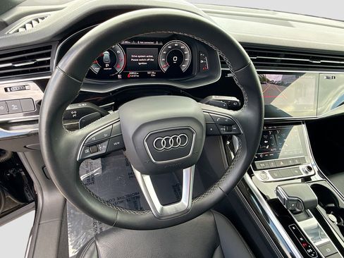 Used 2023 Audi Q8 Premium Plus image 38