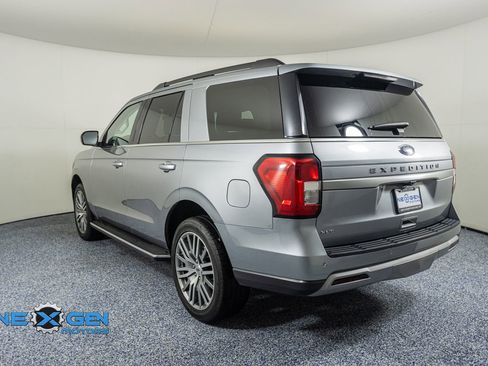 Used 2024 Ford Expedition XLT image 5