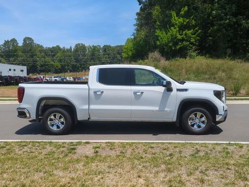 Used 2024 GMC Sierra 1500 SLE RWD image 14
