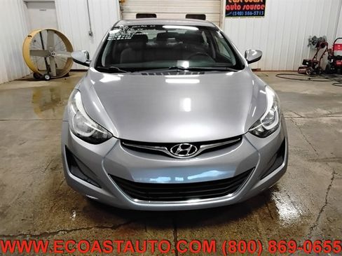 Used 2016 Hyundai Elantra SE image 7