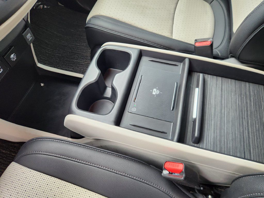 Used 2025 Honda Odyssey Elite image 20
