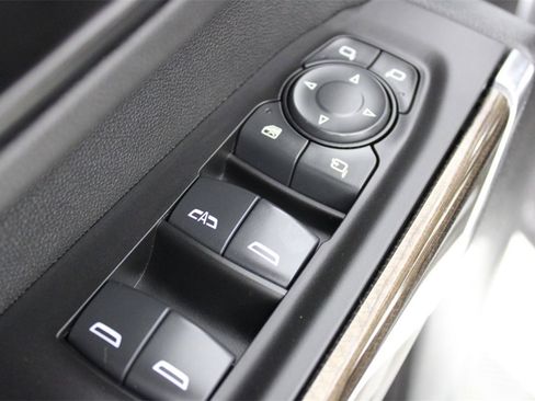 Used 2021 Chevrolet Silverado 2500 LT w/ Fleet Comfort Package image 20