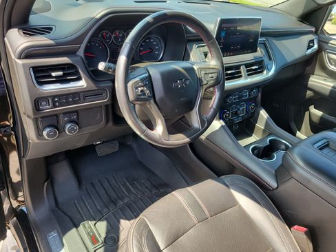Used 2021 Chevrolet Suburban RST w/ Luxury Package RWD image 14