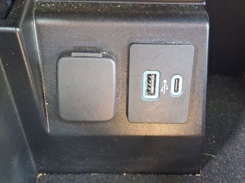 Used 2022 Ford Explorer ST w/ Equipment Group 401A AWD/4WD image 27