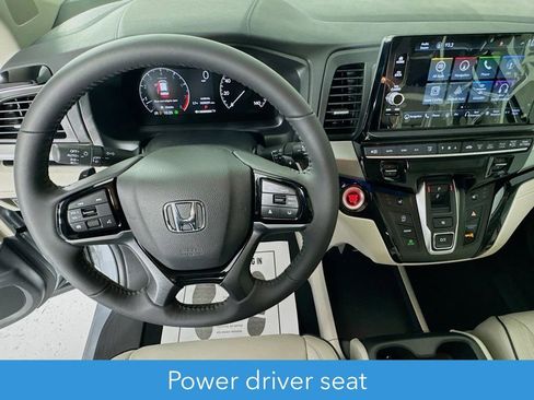 Used 2026 Honda Odyssey Touring image 14