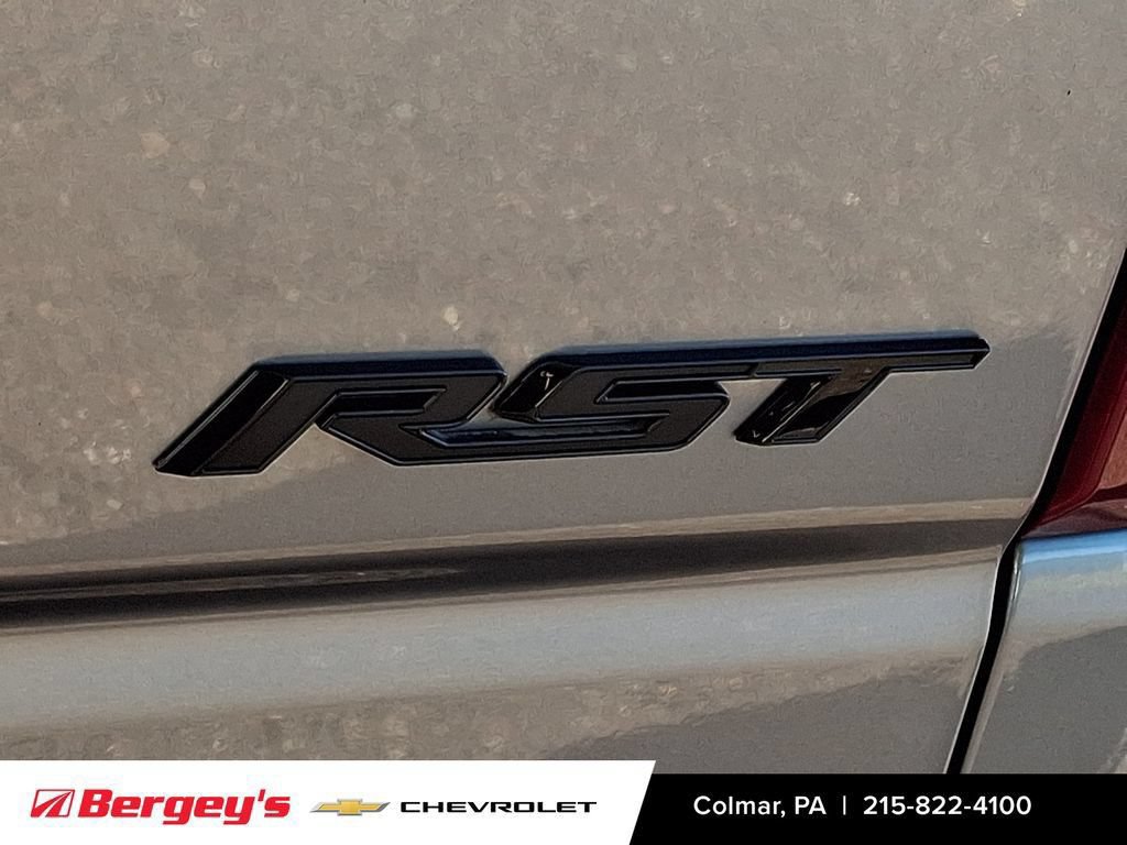 Certified 2024 Chevrolet Silverado 1500 RST w/ Rally Edition AWD/4WD image 32