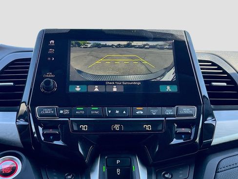Used 2023 Honda Odyssey EX-L image 13