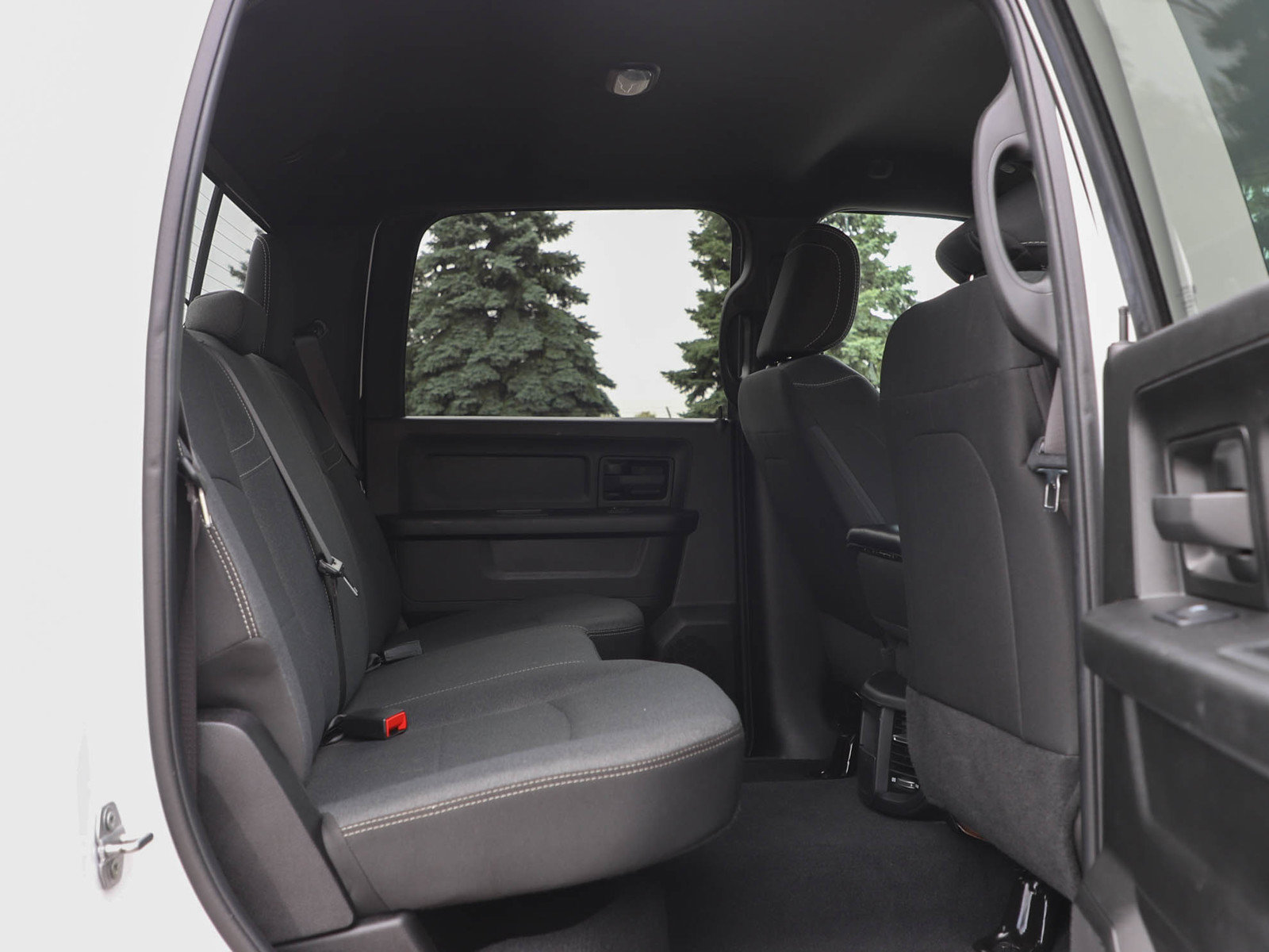 Used 2022 RAM 2500 Tradesman AWD/4WD image 12