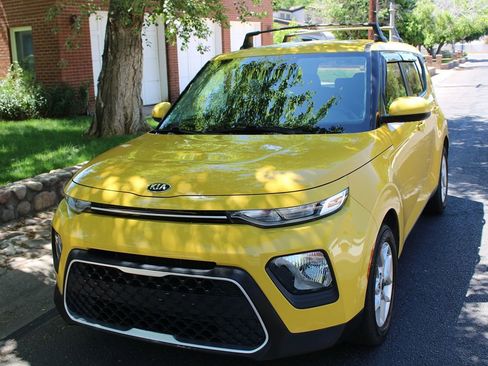 Used 2020 Kia Soul S image 19