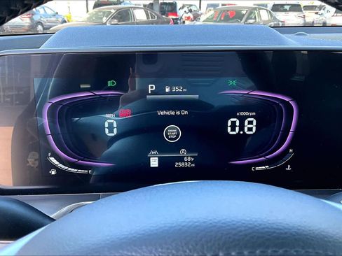 Used 2025 Kia Telluride S image 25