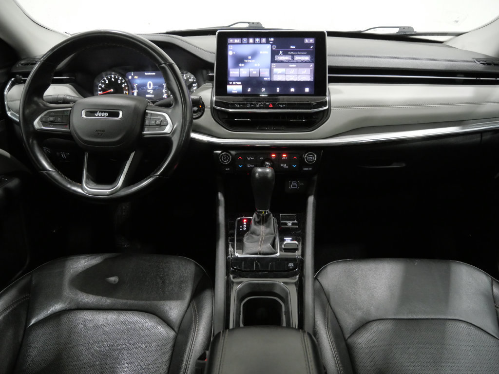 Used 2022 Jeep Compass Limited w/ Sun and Sound Group AWD/4WD image 11
