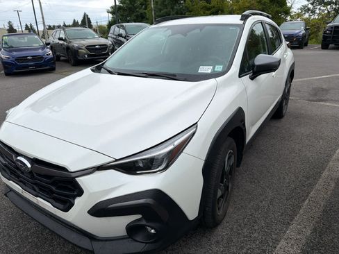 Used 2024 Subaru Crosstrek 2.5i Limited AWD/4WD image 7
