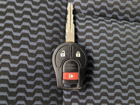 Used 2017 Nissan Versa Note SV FWD image 32