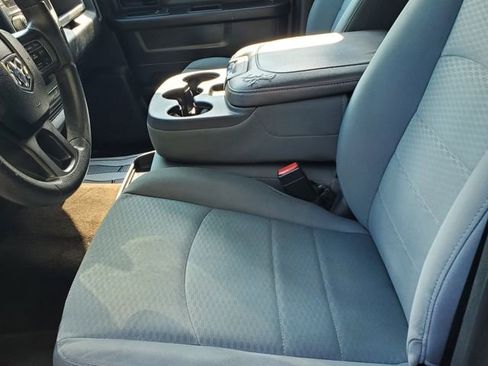 Used 2014 RAM 1500 Express AWD/4WD image 21