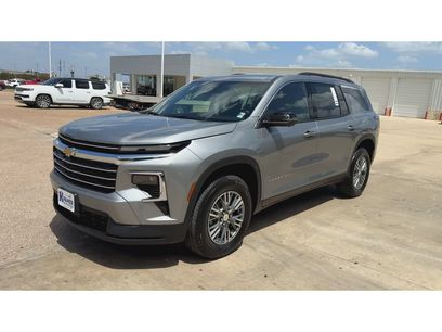 New 2027 Chevrolet Traverse LT w/ Driver Confidence Package