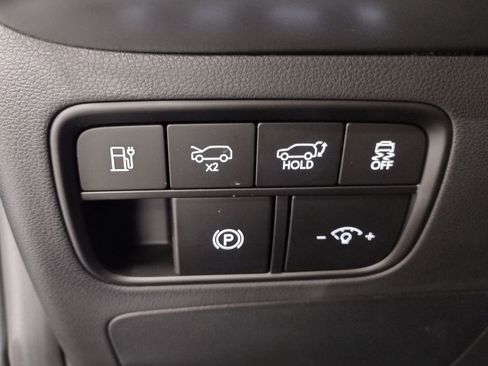 New 2026 Hyundai Ioniq 9 Calligraphy image 34