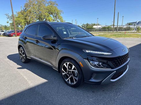 Used 2022 Hyundai Kona Limited AWD/4WD image 9