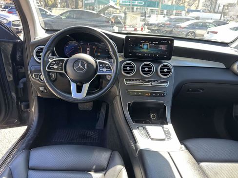 Used 2021 Mercedes-Benz GLC 300 4MATIC w/ Multimedia Package image 18
