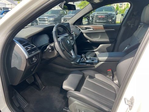 Used 2025 BMW X4 xDrive30i AWD/4WD image 21
