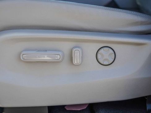 Certified 2023 Honda Odyssey Touring image 24