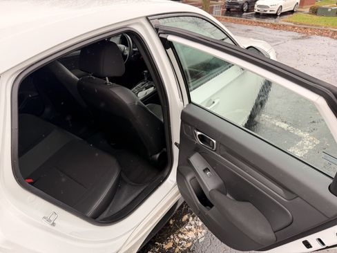 Certified 2023 Honda Civic Sport image 13