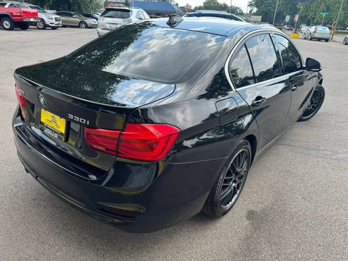 Used 2018 BMW 330i xDrive Sedan w/ Convenience Package AWD/4WD image 8