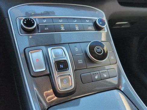 Certified 2022 Hyundai Santa Fe SEL image 15