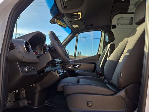 New 2026 Mercedes-Benz Sprinter 2500 image 16