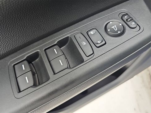 Certified 2025 Honda CR-V Sport-L image 38