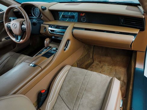 Used 2020 Lexus LC 500 Coupe w/ Performance Package image 30