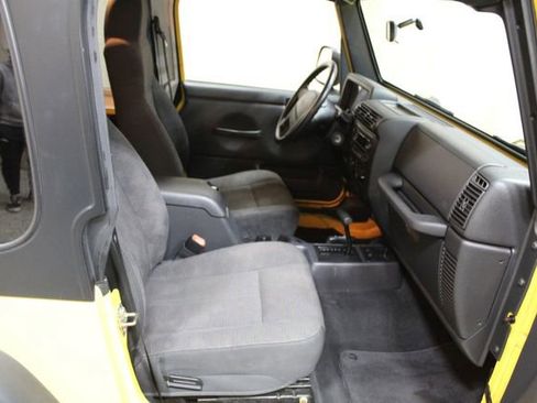 Used 2004 Jeep Wrangler X w/ Wheel Plus Group image 17