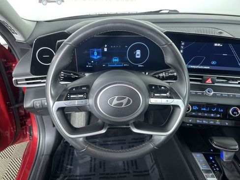 Used 2024 Hyundai Elantra Limited image 27