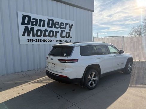 Used 2021 Jeep Grand Cherokee L Limited image 16