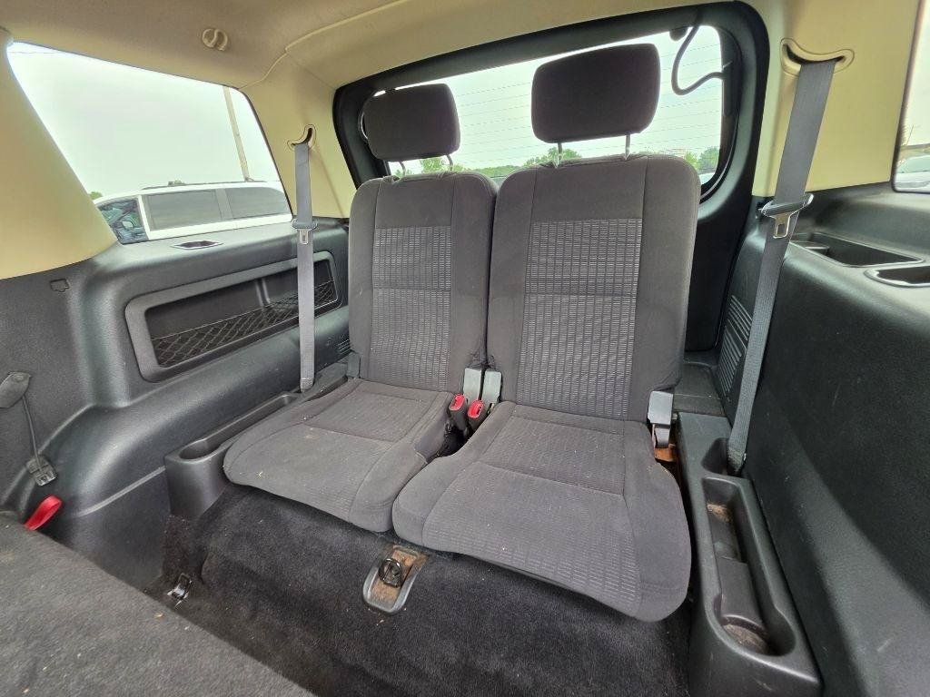 Used 2010 Ford Explorer XLT AWD/4WD image 21