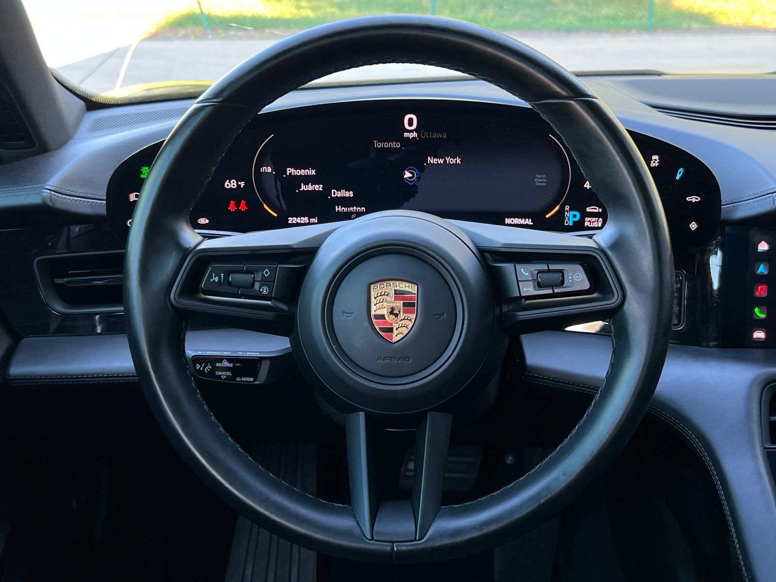 Used 2022 Porsche Taycan 4S AWD/4WD image 20